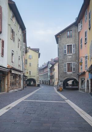 Rue Sainte Claire In Annecy   By    Wikimedia